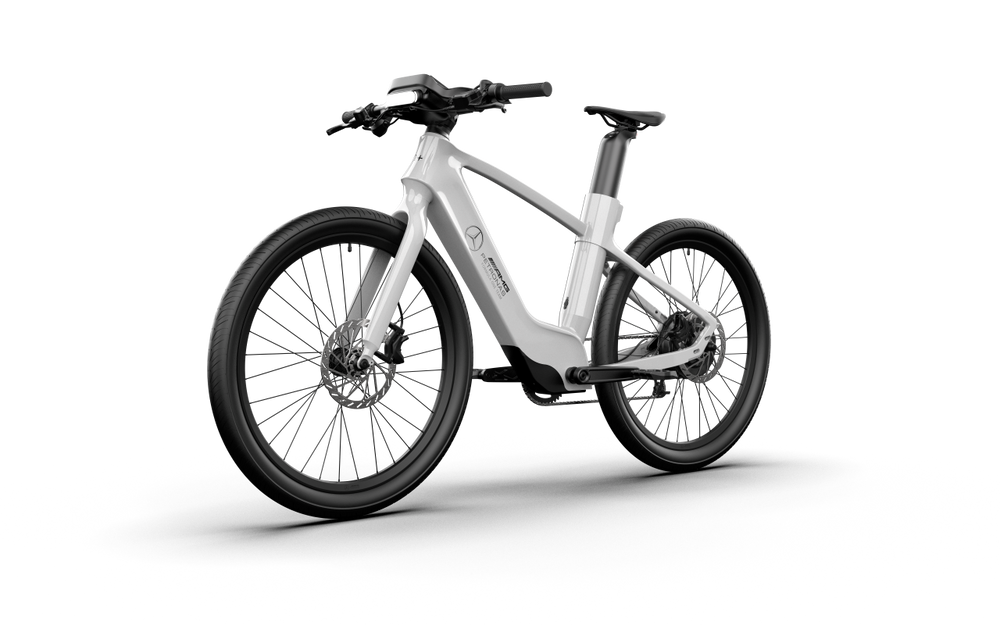 Mercedes-AMG PETRONAS F1® Team Rallye Edition 250 Electric Bike